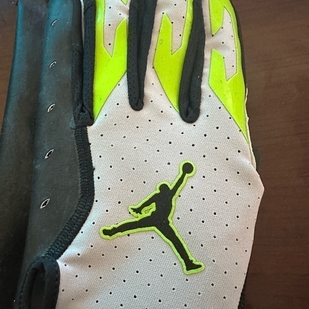 New Men’s Nike Jordan football gloves vapor jet size XL - Picture 3 of 4